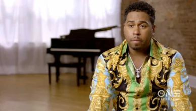 Bobby V explains why he dropped his former name Bobby Valentino on "Unsung" in April 2021. (Credit: TV One)