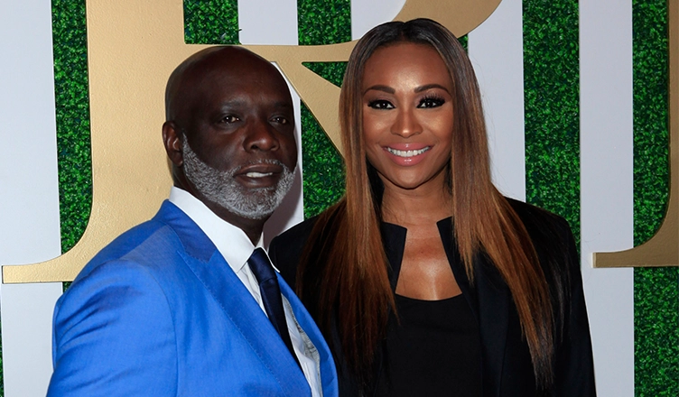 LOS ANGELES - JUN 24: Peter A. Thomas, Cynthia Bailey at the 2015 BET Awards Pre-Dinner at the Sunset Tower Hotel on June 24, 2015 in Los Angeles, CA — Photo by Jean_Nelson/Deposit Photos