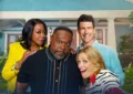 The Neighborhood stars Cedric the Entertainer, Max Greenfield, Beth Behrs, Tichina Arnold. (Credit: CBS)