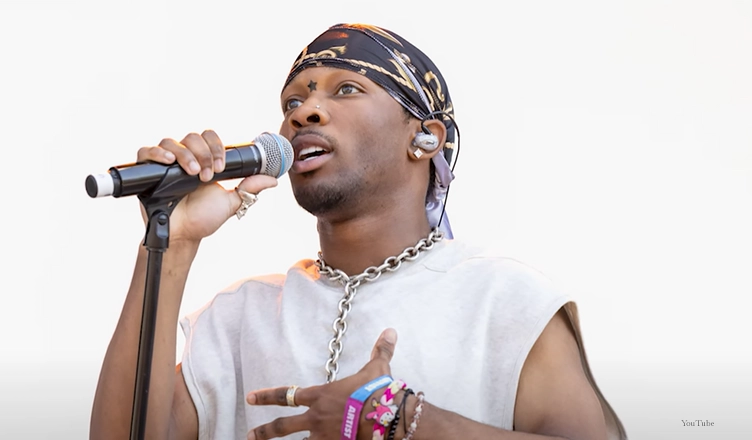 D4vd Performing (Credit: YouTube/Law & Crime network)
