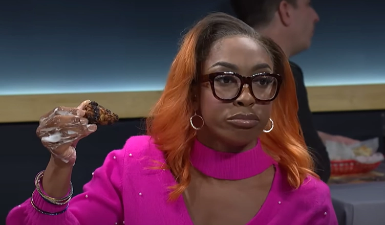 Ego Nwodim as Lisa from Temecula (Credit: YouTube/SNL)