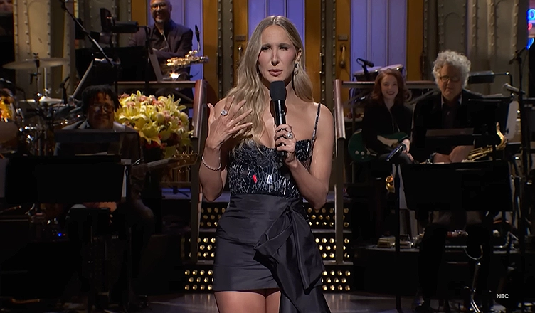 Comedian Nikki Glaser hosted SNL on Saturday, Nov. 8, 2025. (Credit: NBC)