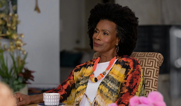 Janet Hubert as Iris on "Soulmates" Episode 407 of Bel-Air (Photo by: Anne Marie Fox/PEACOCK)