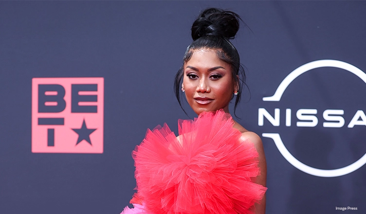Muni Long arrives at the BET Awards 2022 held at Microsoft Theater at L.A. Live on June 26, 2022 in Los Angeles, California, United States. — Photo by Image Press Agency