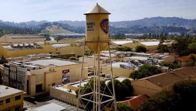 Warner Studios Burbank aerial view - Los Angeles Drone footage - LOS ANGELES, USA - NOVEMBER 5, 2023 — Photo by 4kclips