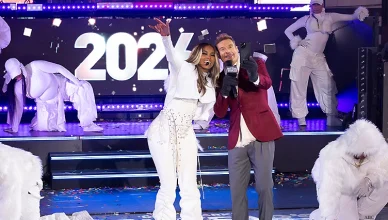 Ciara and Ryan Seacrest on DICK CLARK’S NEW YEAR’S ROCKIN’ EVE WITH RYAN SEACREST 2026 (Credit: (ABC/JOSÉ A. ALVARADO JR.)