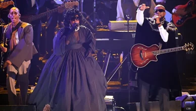 Lauryn Hill led an all-star special tribute to D'Angelo and Roberta Flack at the Grammy Awards on Sunday, Feb. 1, 2026. (Credit: YouTube/CBS)