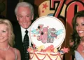 Bob Barker With Models on The Price Is Right (Credit: E!)