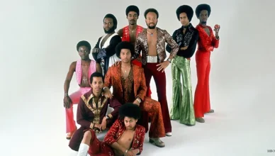 Earth, Wind & Fire (To Be Celestial VS That’s the Weight of the World) (Credit: HBO)