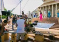 October 09 2018: Behind the scenes of a Television advert Film Set on location at a University Campus — Stock Photo by Sunshine Seeds