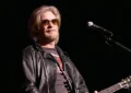 Daryl Hall of music group Hall & Oates perform at the Beacon Theatre on December 5, 2010 in New York City. (Credit: Shutterstock)