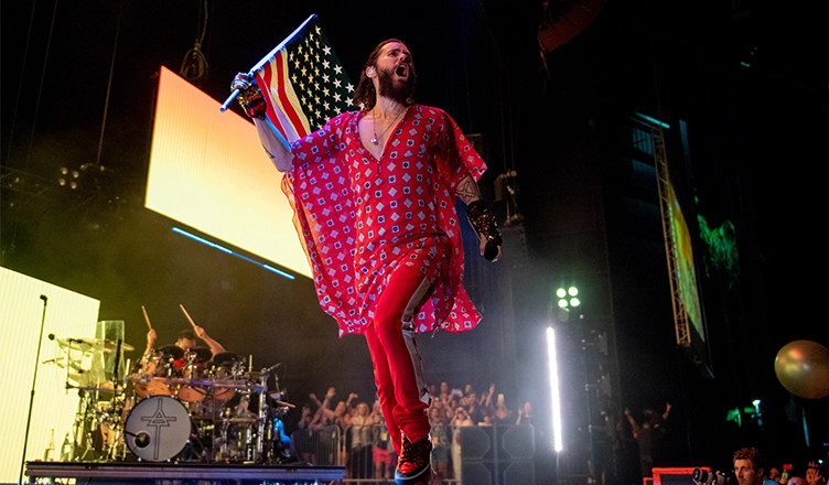 30 Seconds to Mars in concert at the Coral Sky Ampitheatre (Credit: Deposit Photos)