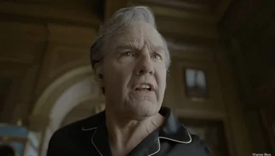 Tom Cruise Is Unrecognizable as an aging oil tycoon in the first trailer for Digger. (Credit: Warner Bros.)