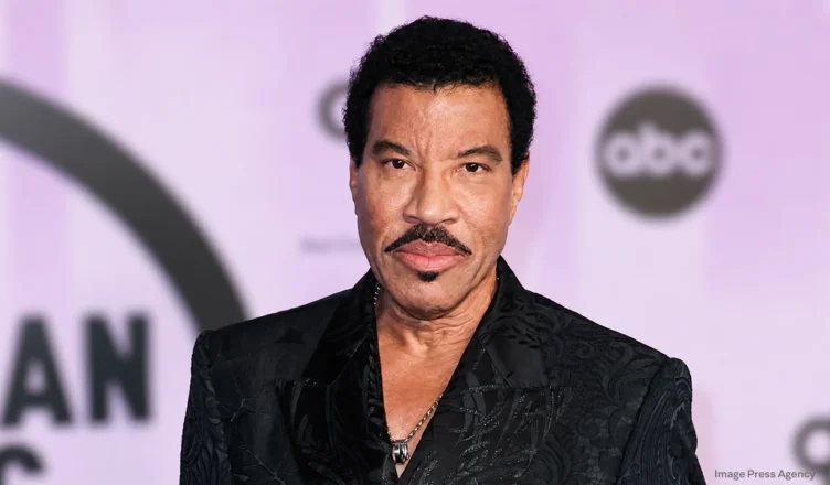 Lionel Richie arrives at the 2022 American Music Awards (50th Annual American Music Awards) held at Microsoft Theater at L.A. Live on November 20, 2022 in Los Angeles, California, United States. (Photo by Image Press Agency)