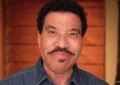 Lionel Richie is returning to American Idol for its 25th season, the singer announced in a video posted to Instagram Thursday, Sept. 24. (Credit: Instagram/American Idol)