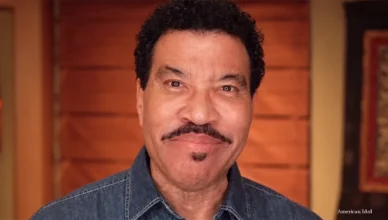 Lionel Richie is returning to American Idol for its 25th season, the singer announced in a video posted to Instagram Thursday, Sept. 24. (Credit: Instagram/American Idol)