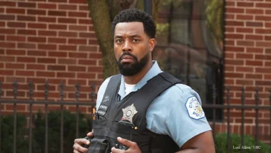 Officer Kevin Atwater (LaRoyce Hawkins) appears on Chicago P.D. Season 13 Episode 5. (Credit: Lori Allen/NBC)